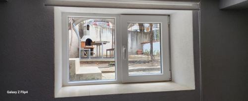 Petrich Apartment | Guest Suite SUZY