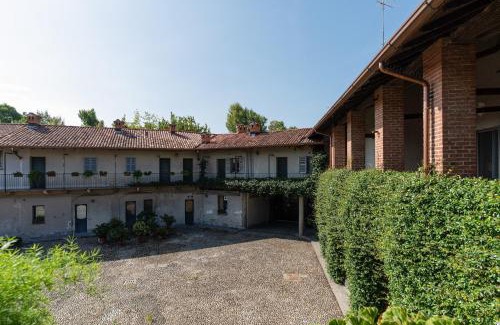 Cascina dei Pomi Apartment | GuestHost - Cassina De' Pomm - Lovely Apartment