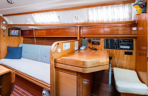 Porto Boat Rental | GuestReady - Borealis boat experience in Afurada