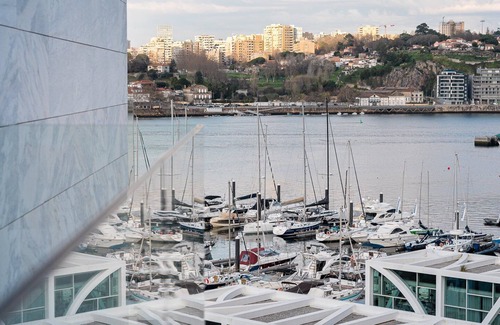 Canidelo Apartment | GuestReady - Classy retreat with river view