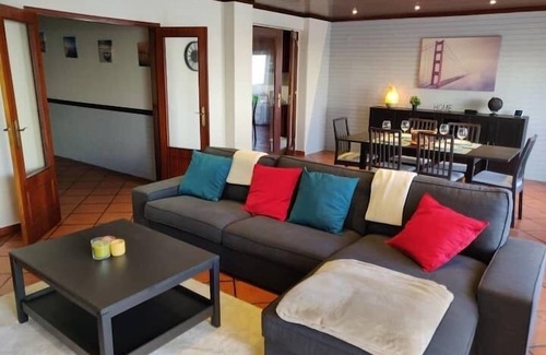 Almoinha Apartment | GuestReady - Charming accents near the beach