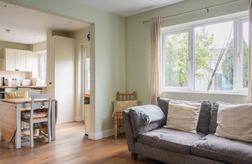 Coolock House | GuestReady - Family retreat in Beaumont