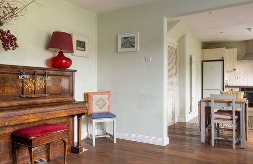 Coolock House | GuestReady - Family retreat in Beaumont