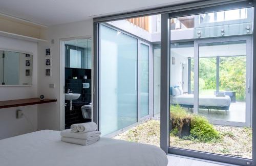 Merrion Apartment | GuestReady - Luxurious Ballsbridge house