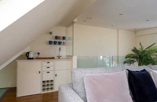 Pembridge Apartment | GuestReady - Luxurious Penthouse in Kensington