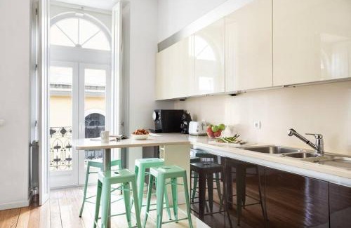 Martires Apartment | GuestReady - Stunning Design Apartments in Chiado