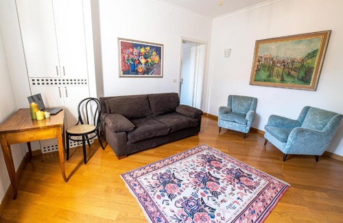 Dorsoduro Apartment | Guggenheim Apartment