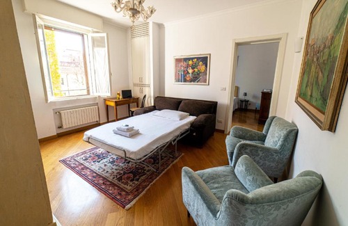 Dorsoduro Apartment | Guggenheim Apartment