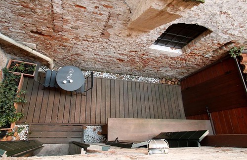 Dorsoduro Apartment | GUGGENHEIM museum, cool, 4pax
