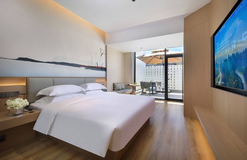 Xiufeng Bed & Breakfast | GuiLin Lijiang Wangyue Hotel