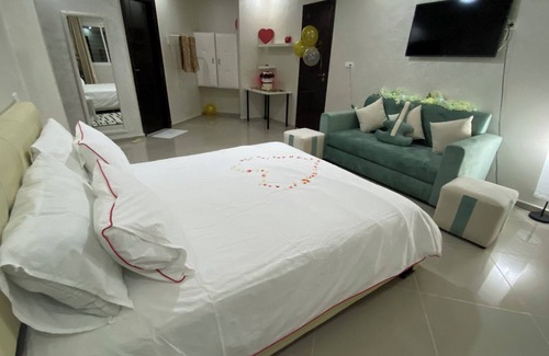 Bni Quolla House | Guitar Palace