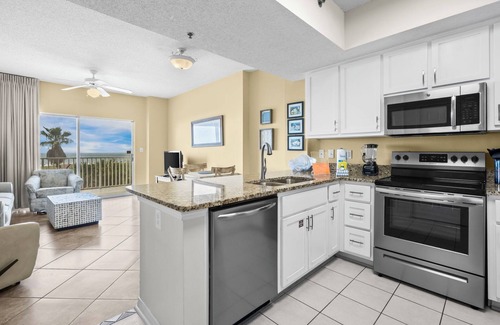 Orange Beach Condo | Gulf front condo w/pools, gym, hot tub, sauna & beach path!