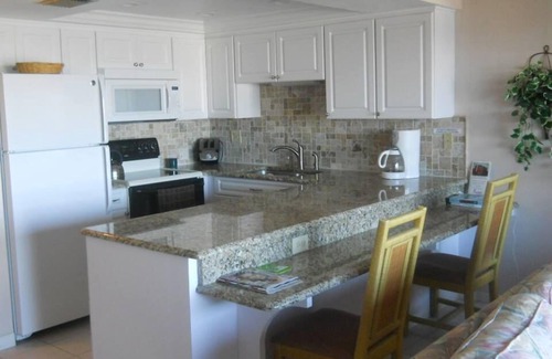 St. Pete Beach Condo | Gulf Gate Resort # 507 Spacious Condo, FALL Special Value LOW Price 169 . night