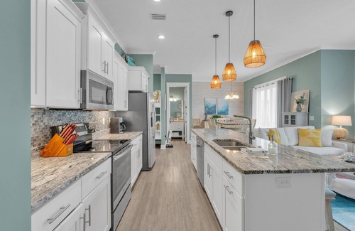 Gulf Shores House | Gulf Shores Cottage, Steps to Sand & Lagoon Access. Dog Friendly.