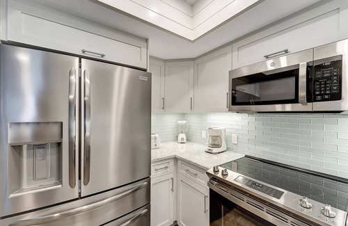 Palm Island Villa | Gulf view and Newly Renovated with Access to all Resort Amenities B3713A+*