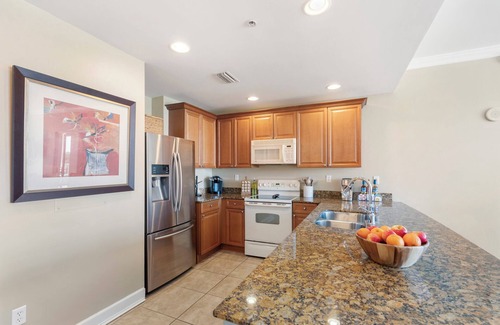 Upper Grand Lagoon Condo | Gulf Views! Secret Beach, Pool, Golf, Beach Chairs