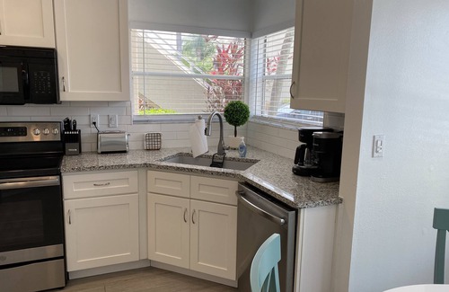 Isla del Sol Condo | GULFER'S PARADISE Updated & Very Clean 1st Floor, 5min to St Pete Beach, Pool