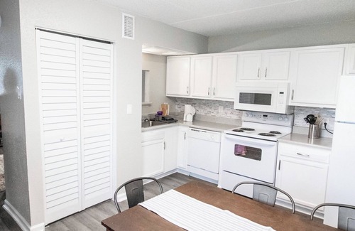 Gulfport Apartment | Gulfport 2 br Apt with High speed Internet