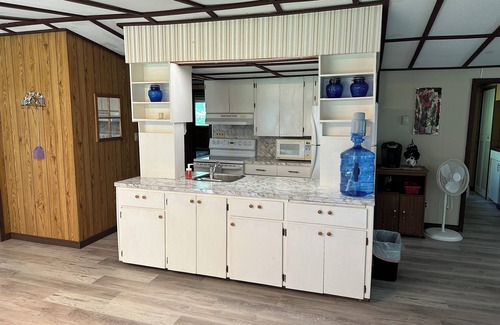 Beaconia Cabin | Gull lake-cozy cabin,perfect for family gatherings with easy access to the lake