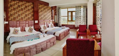 Srinagar Hotel | Gulmarg GS Residency Hotel