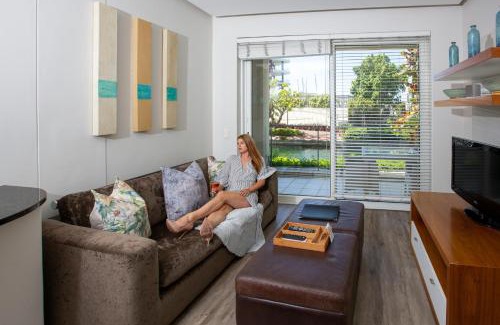 Victoria and Alfred Waterfront Apartment | Gulmarn 003