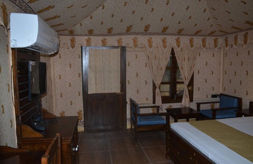 Viratnagar Hotel | Gulmohar Sariska Resort