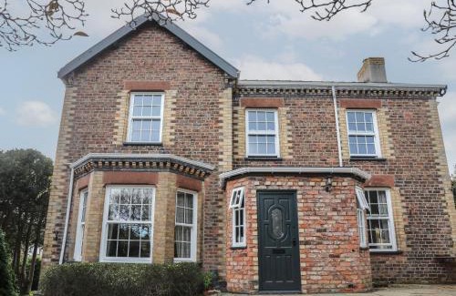 Conwy House | Gweryl Lodge