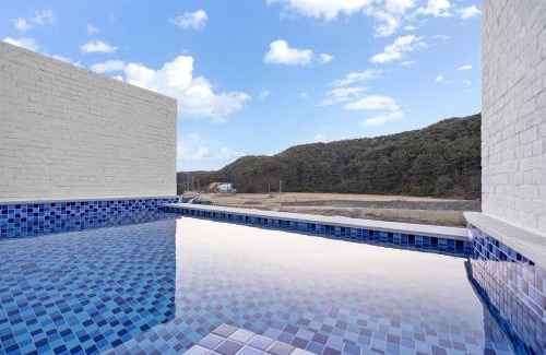 Gyeongju Villa | Gyeongju Edis Poolvilla