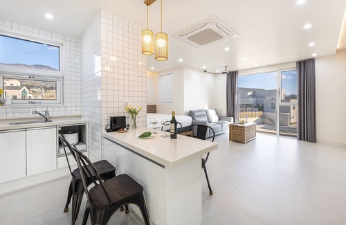 Gyeongju House | Gyeongju EL Poolvilla Pension