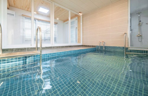 Gyeongju House | Gyeongju Poseokjeong Hanok Pool Villa