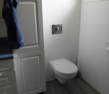 Hvalfjarðarsveit Apartment | Hóll Guesthouse