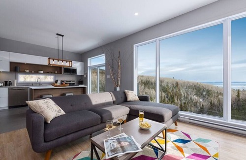 Saint-Joseph-de-la-Rive Ski Chalet | Hôtel à la maison - Le Refuge Nordique, vue et spa