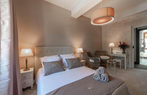 Chatillon-sur-Chalaronne Hotel | Hôtel Au Coq Dort Spa