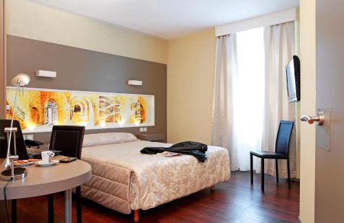 Dole Hotel | Hôtel de La Cloche