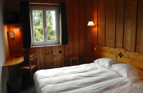 Le Sappey-en-Chartreuse Hotel | Hôtel des Skieurs