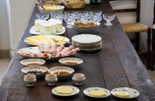 Saint-Bertrand-de-Comminges Hotel | Hôtel Candide