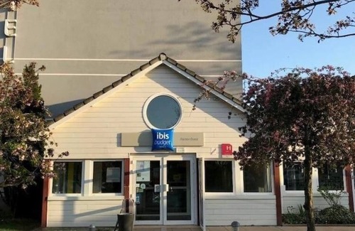 Coueron Hotel | Hôtel Ibis Budget Nantes Ouest Atlantis Couëron