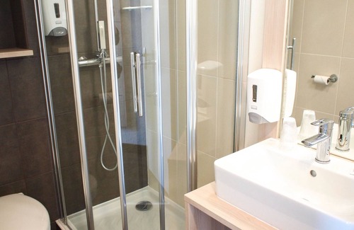 Villemandeur Hotel | Hôtel Inn Design Montargis Resto Novo