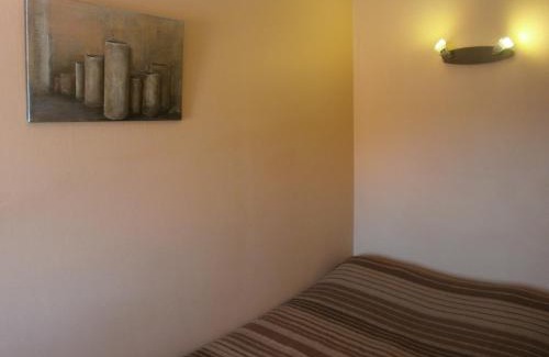Toulon - Hyeres Hotel | Hôtel La Reine Jane
