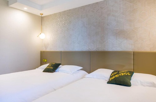 Beguey Hotel | Hôtel Restaurant du Château de la Tour