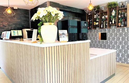 Peronne Hotel | Hôtel Restaurant Kyriad de Péronne