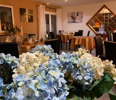 Theix-Noyalo Hotel | Hôtel - Restaurant l'Hortensia