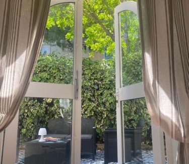 Les Aubes Hotel | Hôtel Ulysse Montpellier Centre