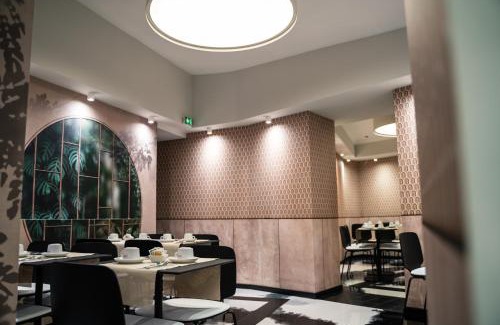 Jean-Medecin Hotel | Hôtel Univers