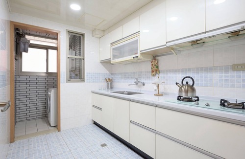 Xinyi Apartment | H&K 3/2 Trendy Taipei 101 Convention Center