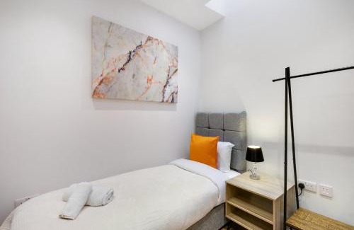 Coulsdon West House | H L Homes