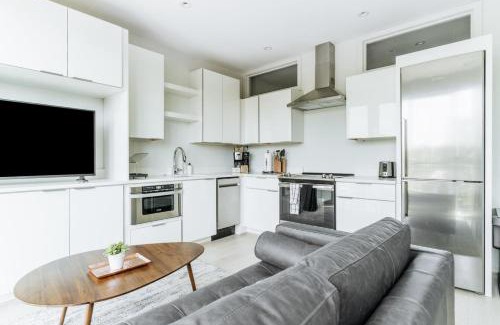 H Street Corridor Apartment | H Street 2br w wd nr bus stops restaurants WDC-761