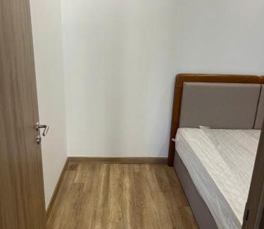 Hoai Duc Apartment | H-Vista Suites - The Wisteria