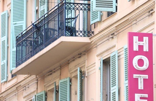 Jean-Medecin Hotel | H33 Hôtel