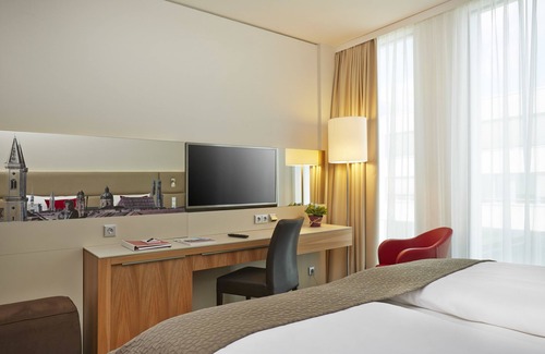 Riem Hotel | H4 Hotel München Messe